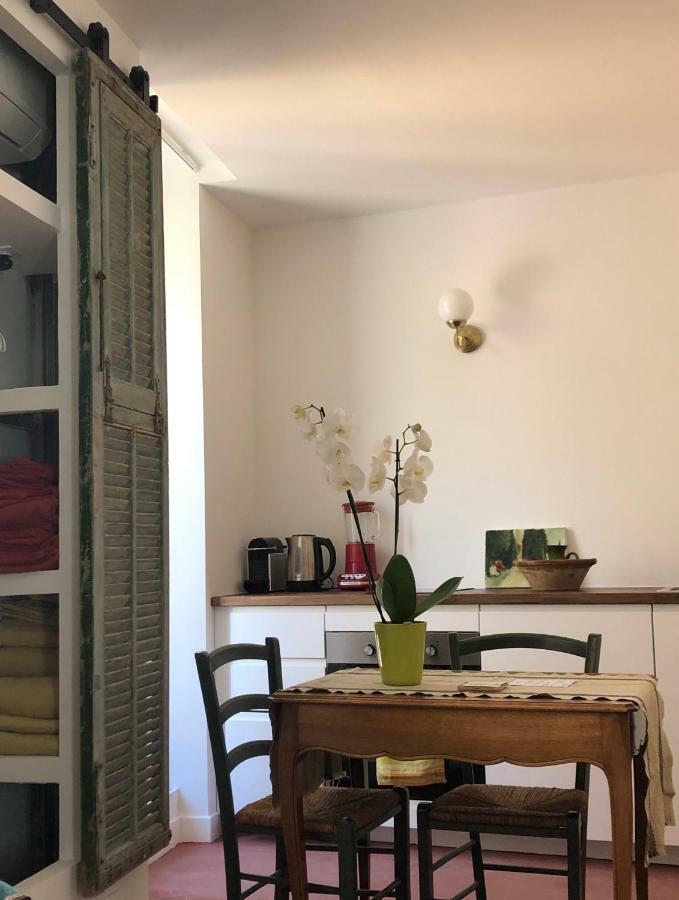 Les poilus, appartement balcon La Ciotat Extérieur photo