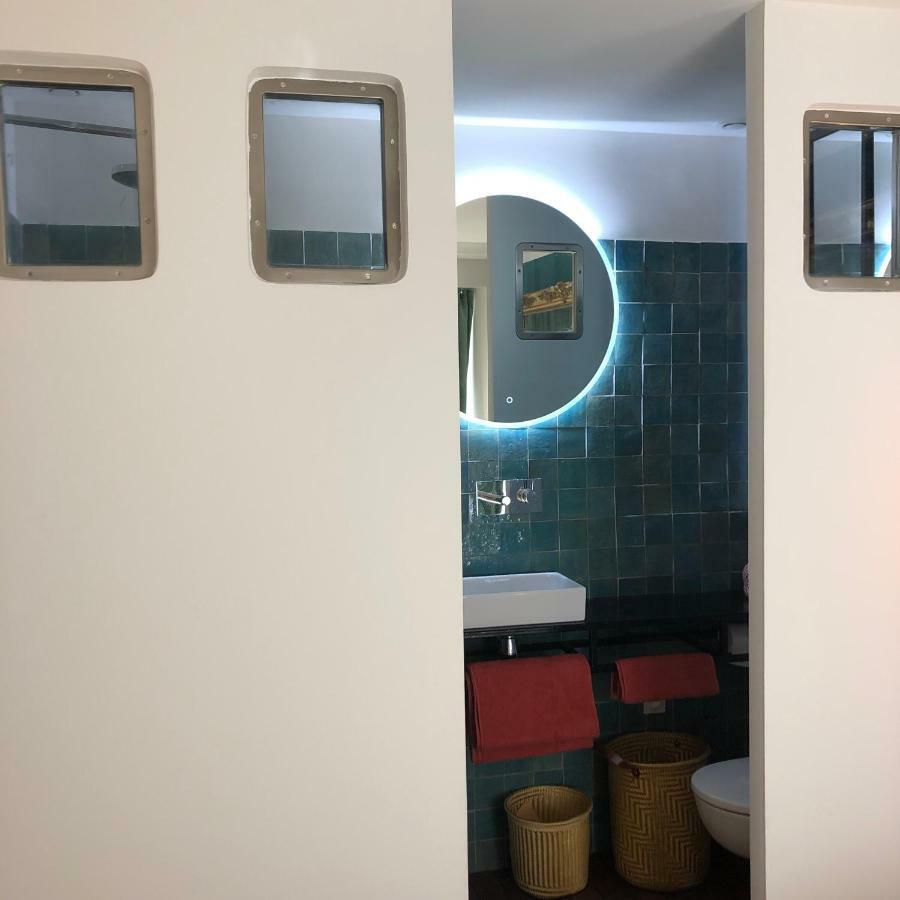 Les poilus, appartement balcon La Ciotat Extérieur photo